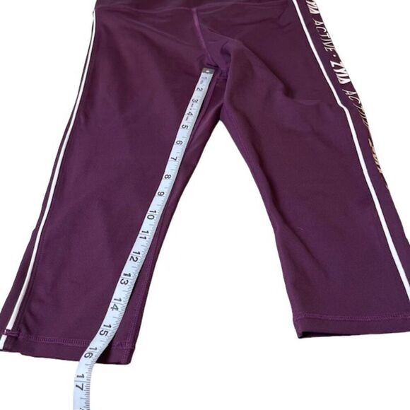 Zyia Active Cropped Legging Purple with White Side Leg Logo Size 6-8 - Picture 2 of 9